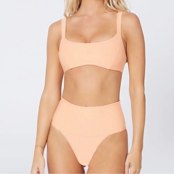 L Space Bikini- Jess & Desi S - Picture 5 of 6